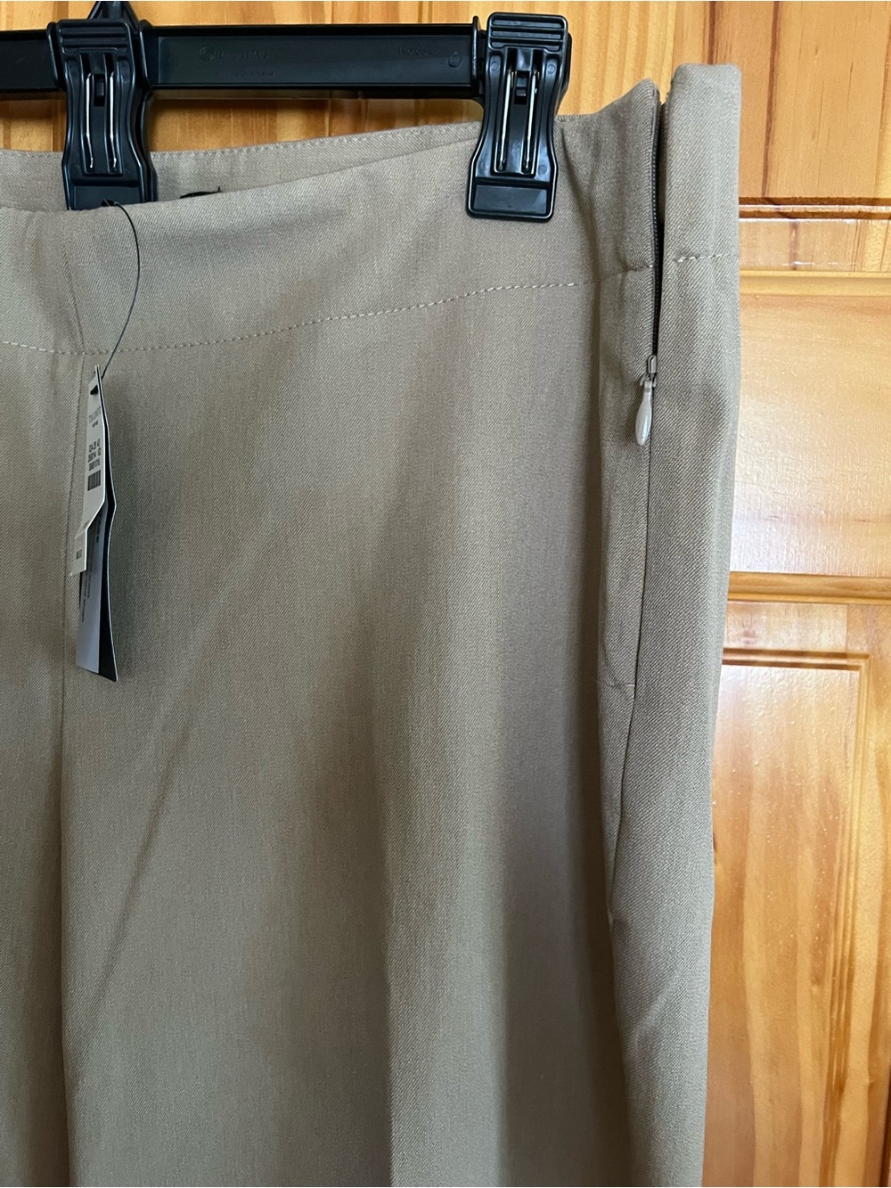 Talbots Beige Cropped Pants - Picture 2 of 6